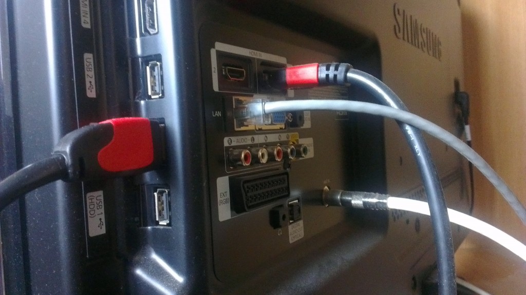 Port conectare HDD USB la televizor